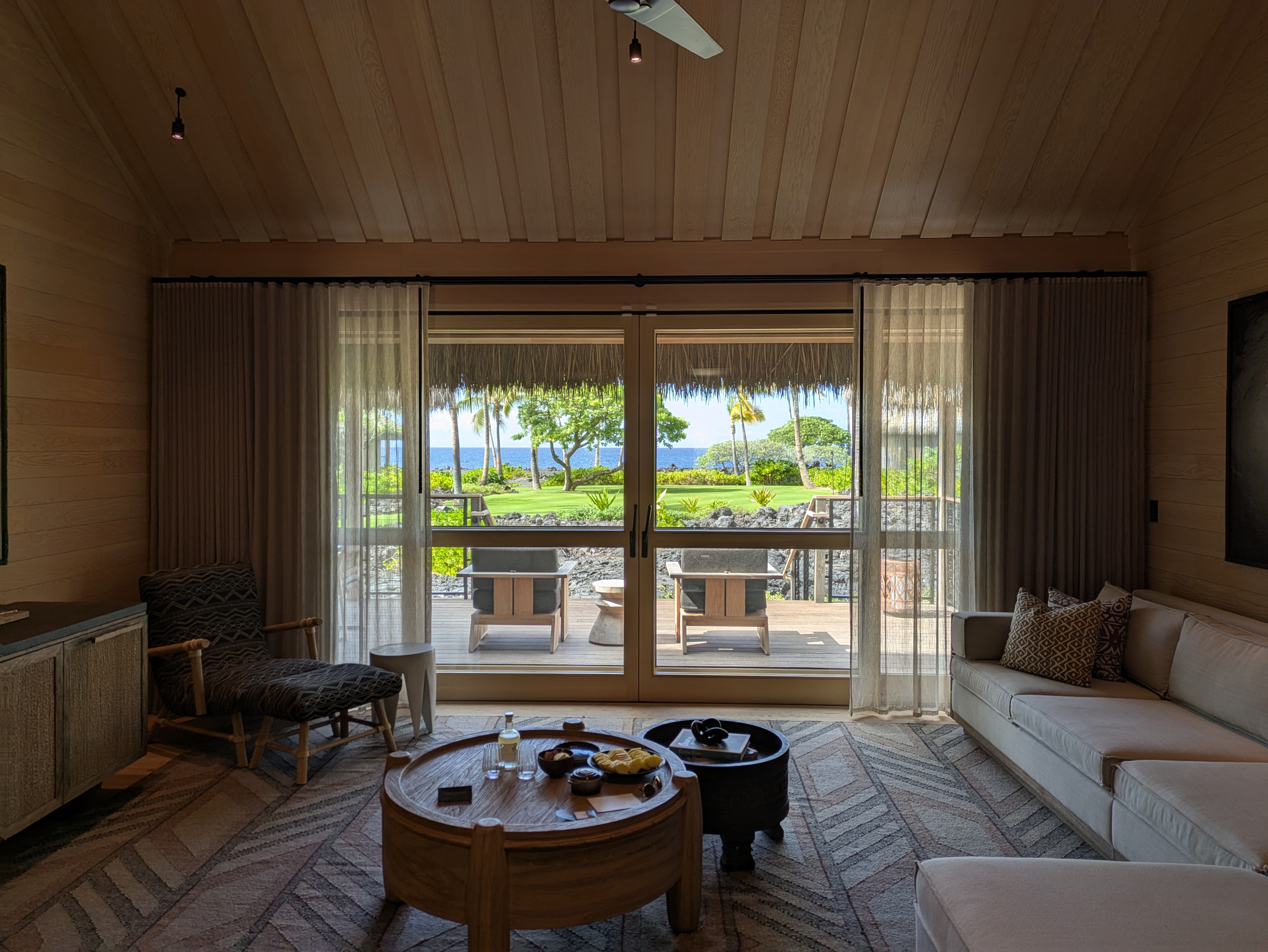 PXL 20250224 003542986.MP