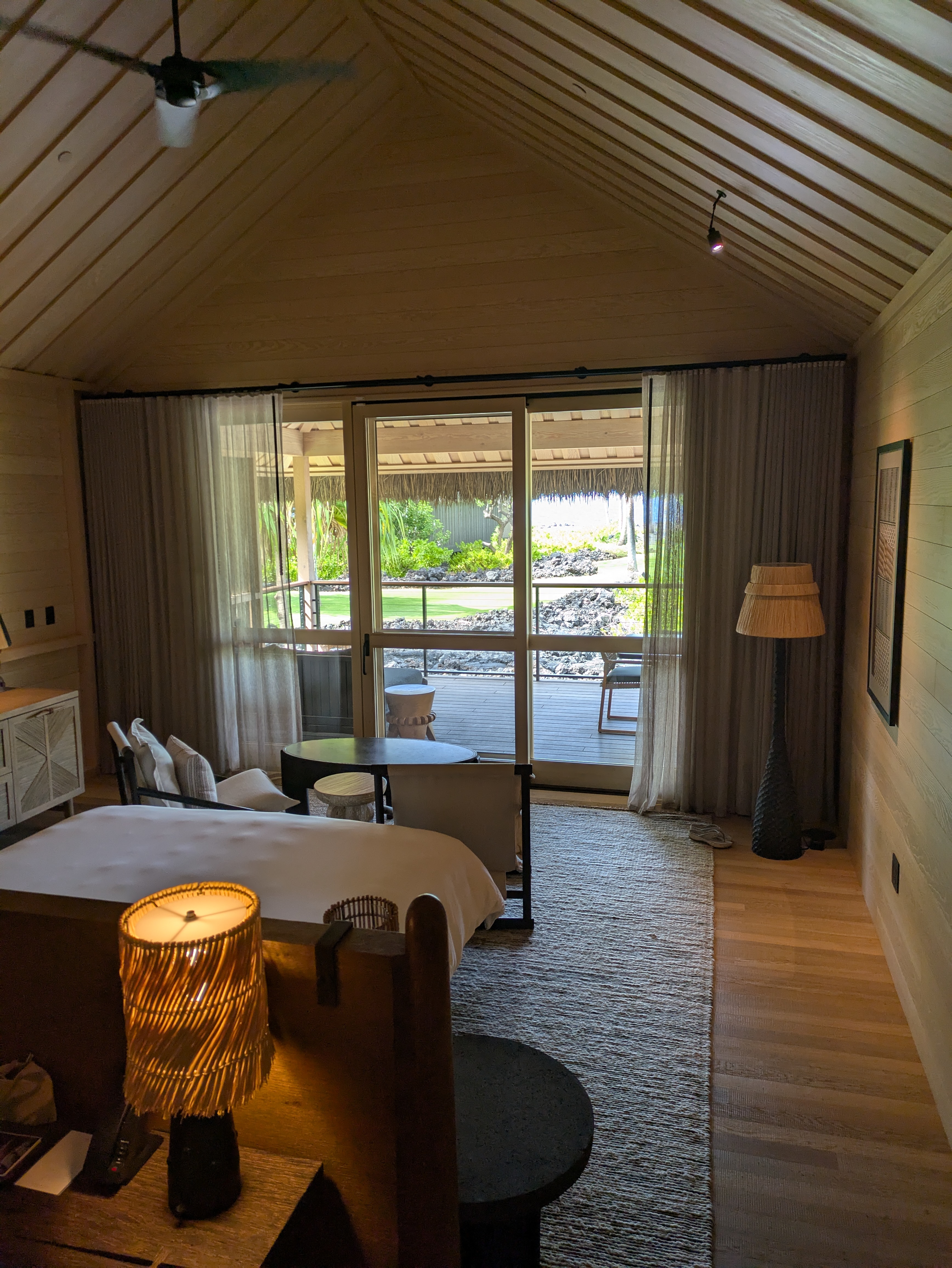 PXL 20250224 003616247.MP