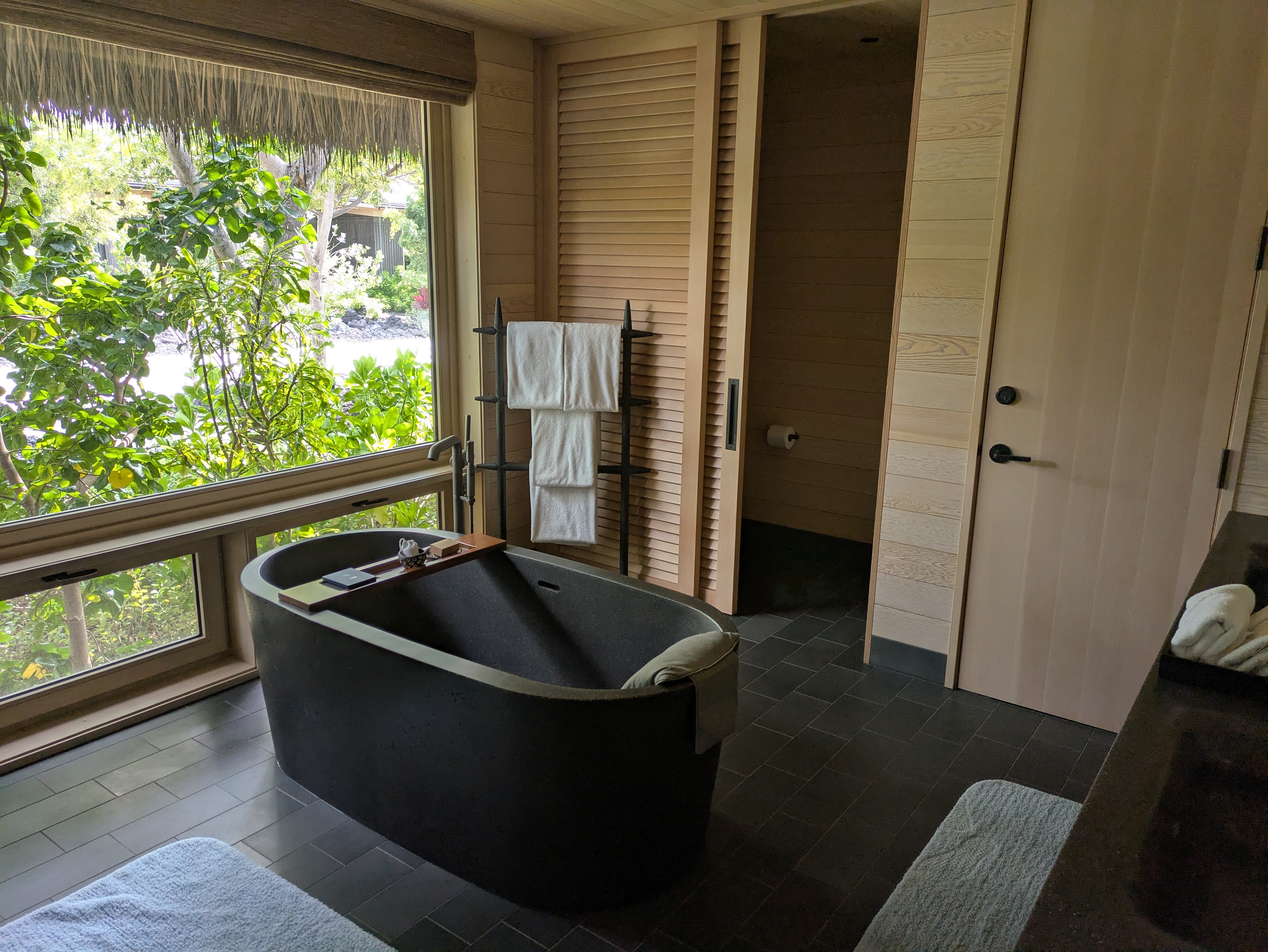 PXL 20250224 003739948.MP