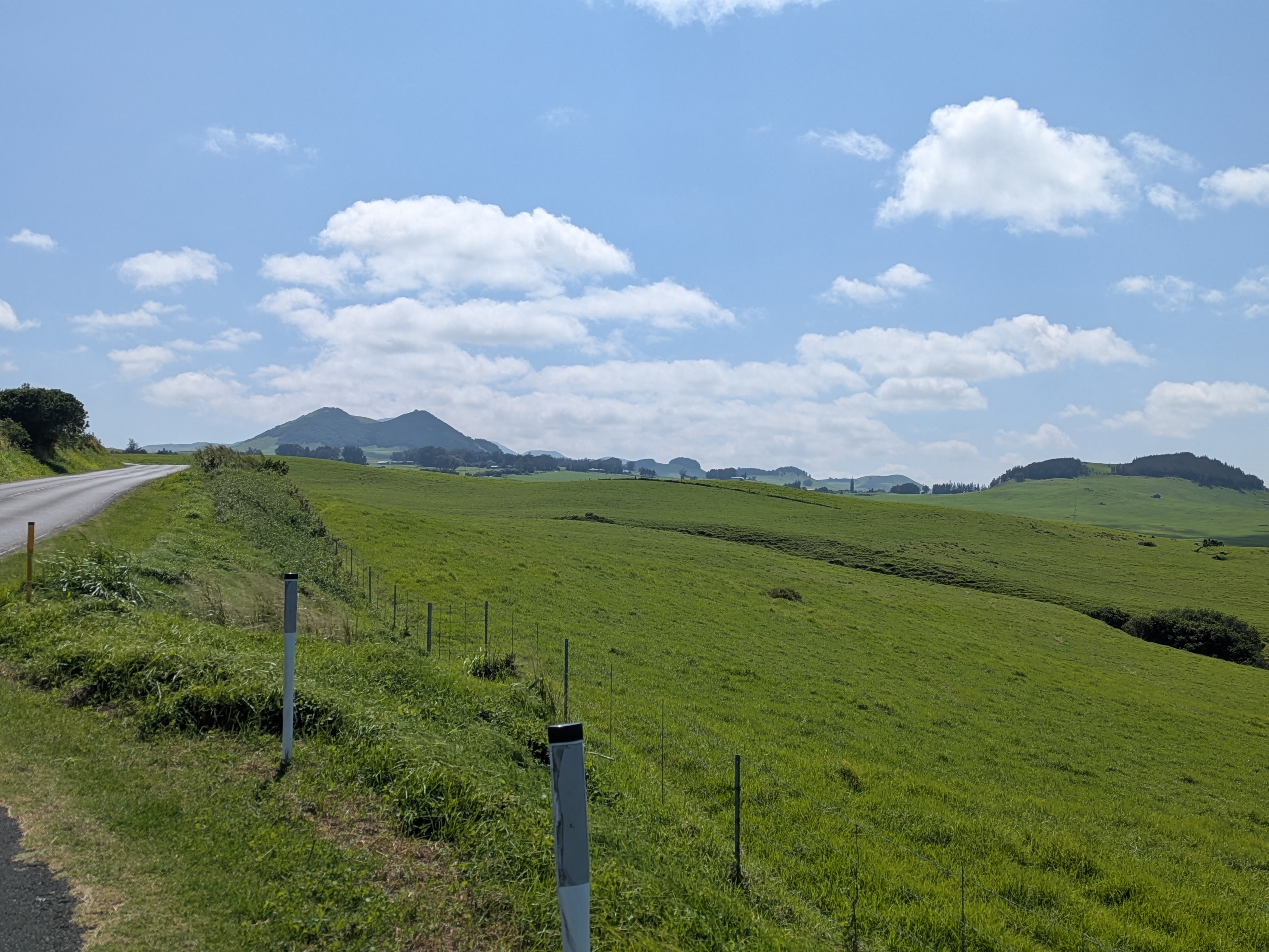 PXL 20250226 210559165