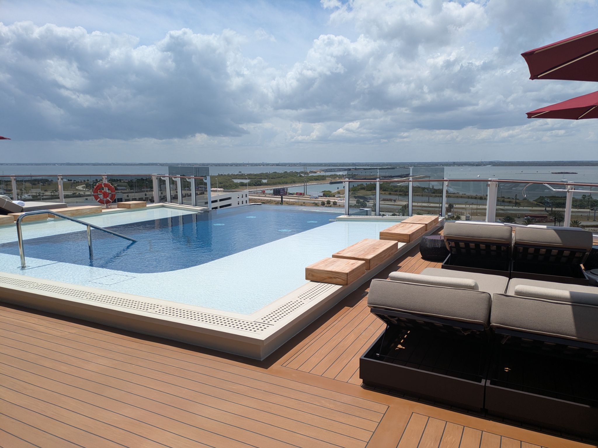 PXL 20250503 175140027