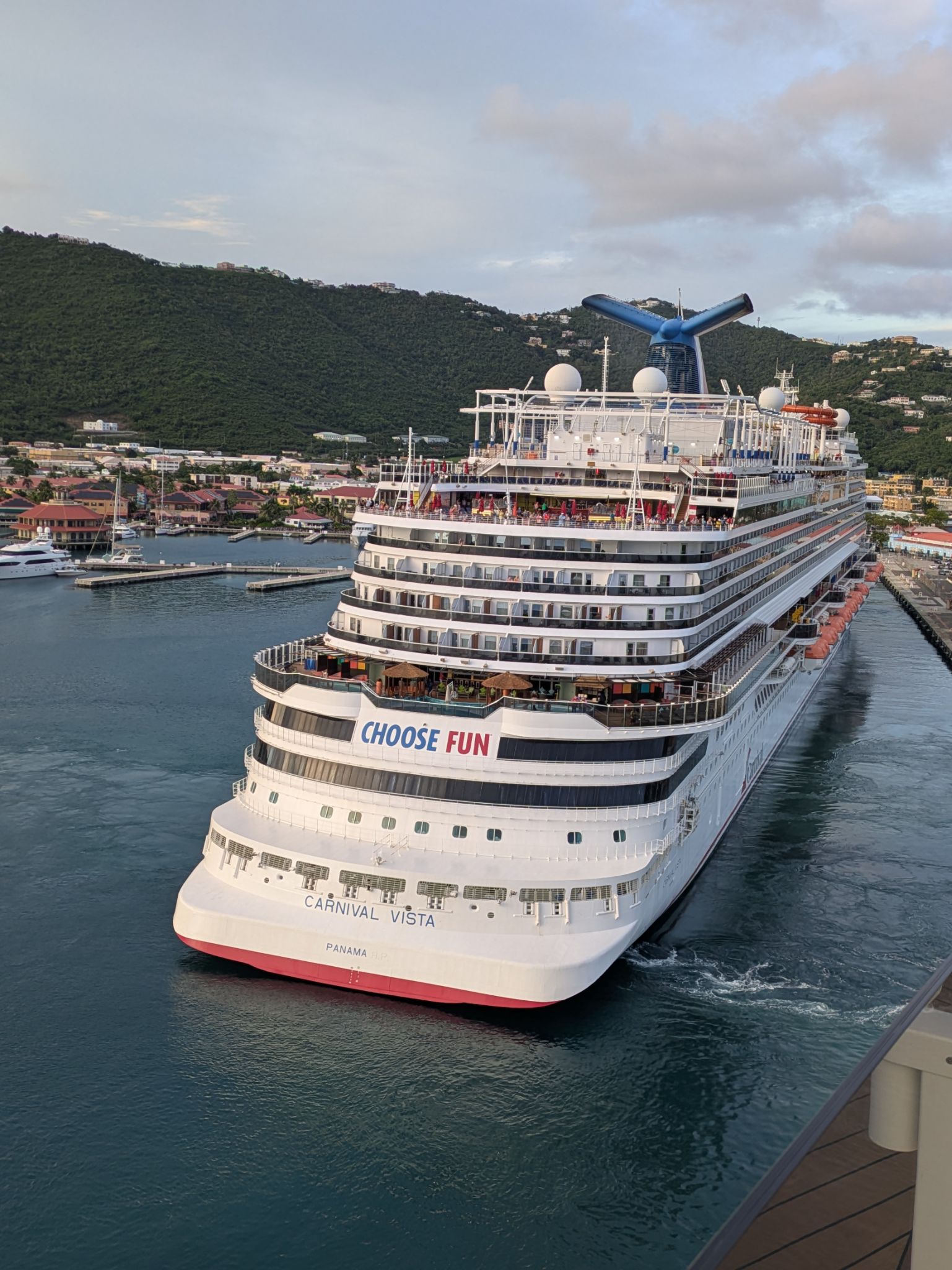 PXL 20250506 223029686