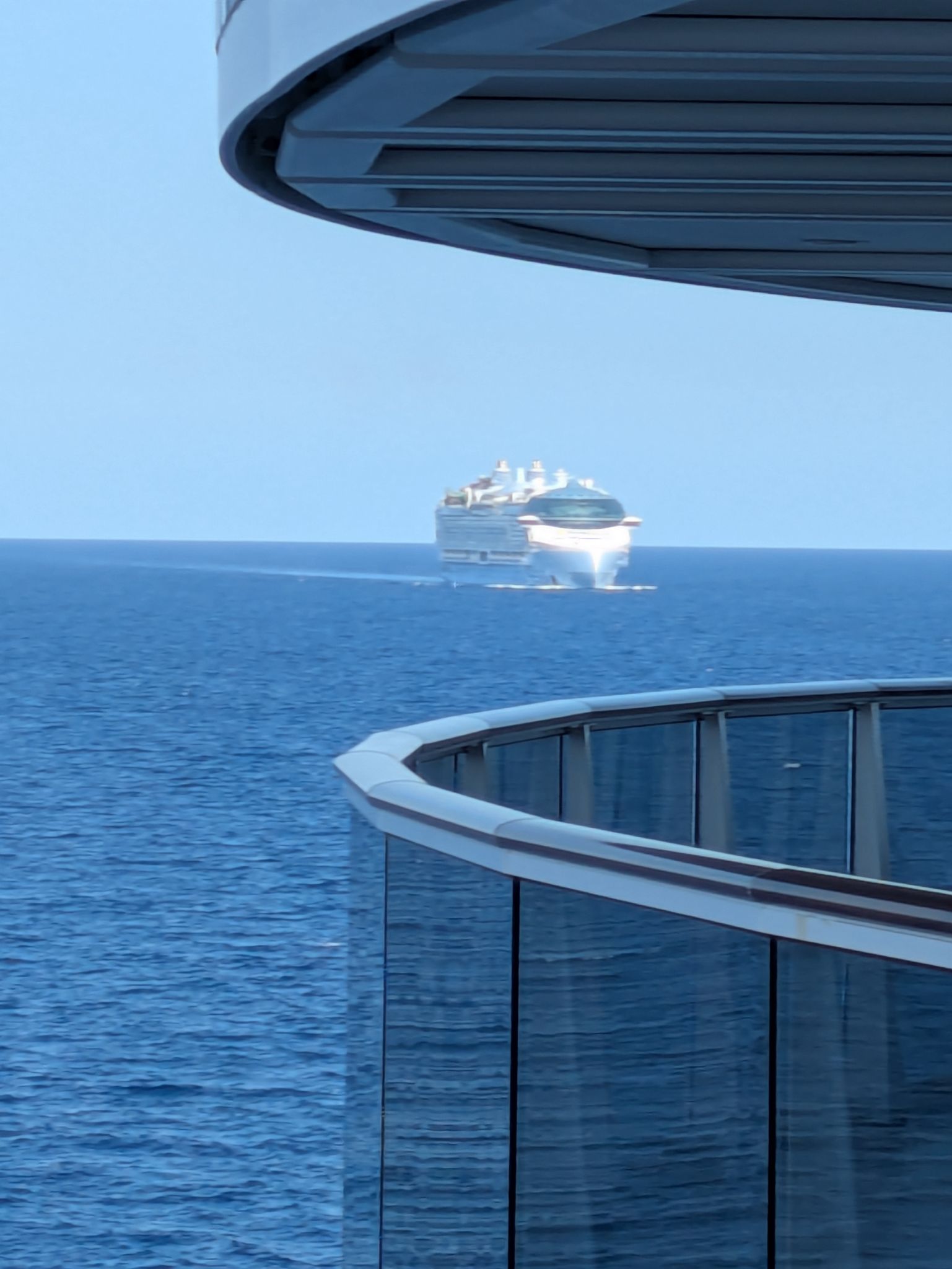 PXL 20250509 215845540