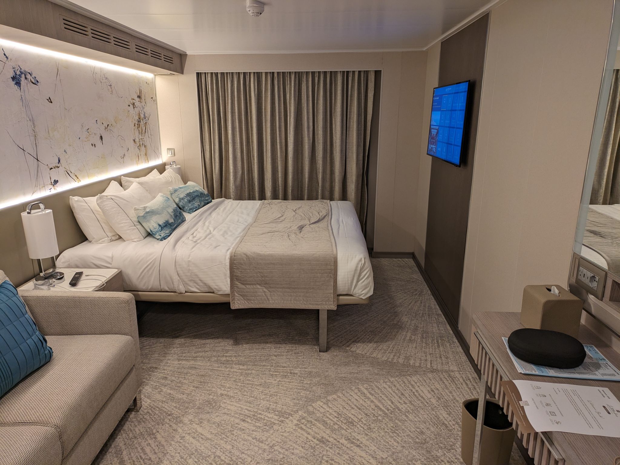 PXL 20240304 023645020