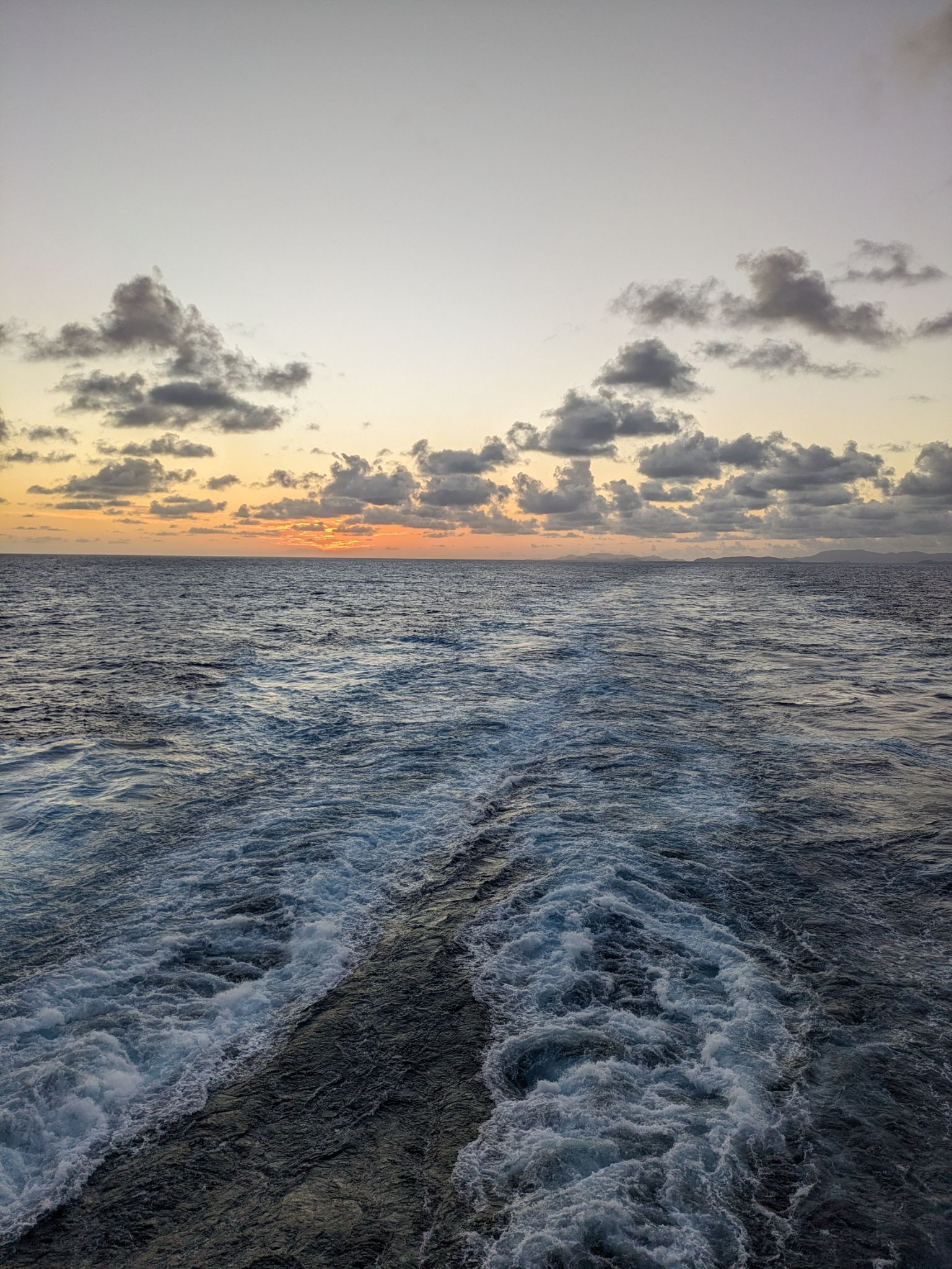 PXL 20240304 222720989