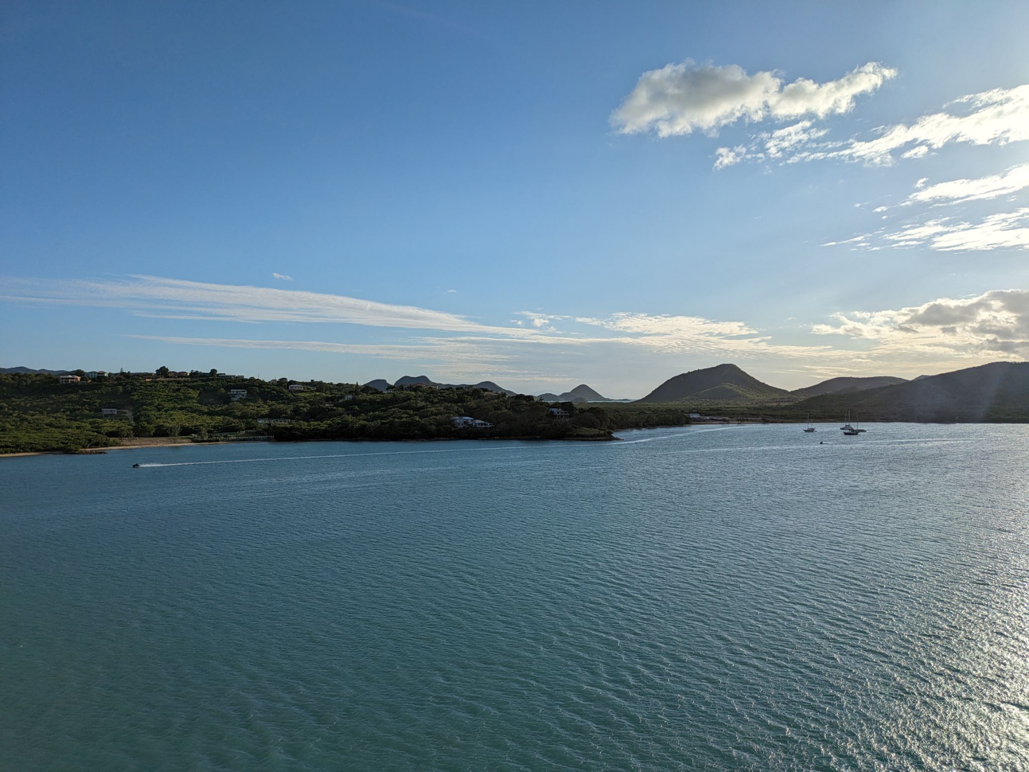 PXL 20240305 210748164