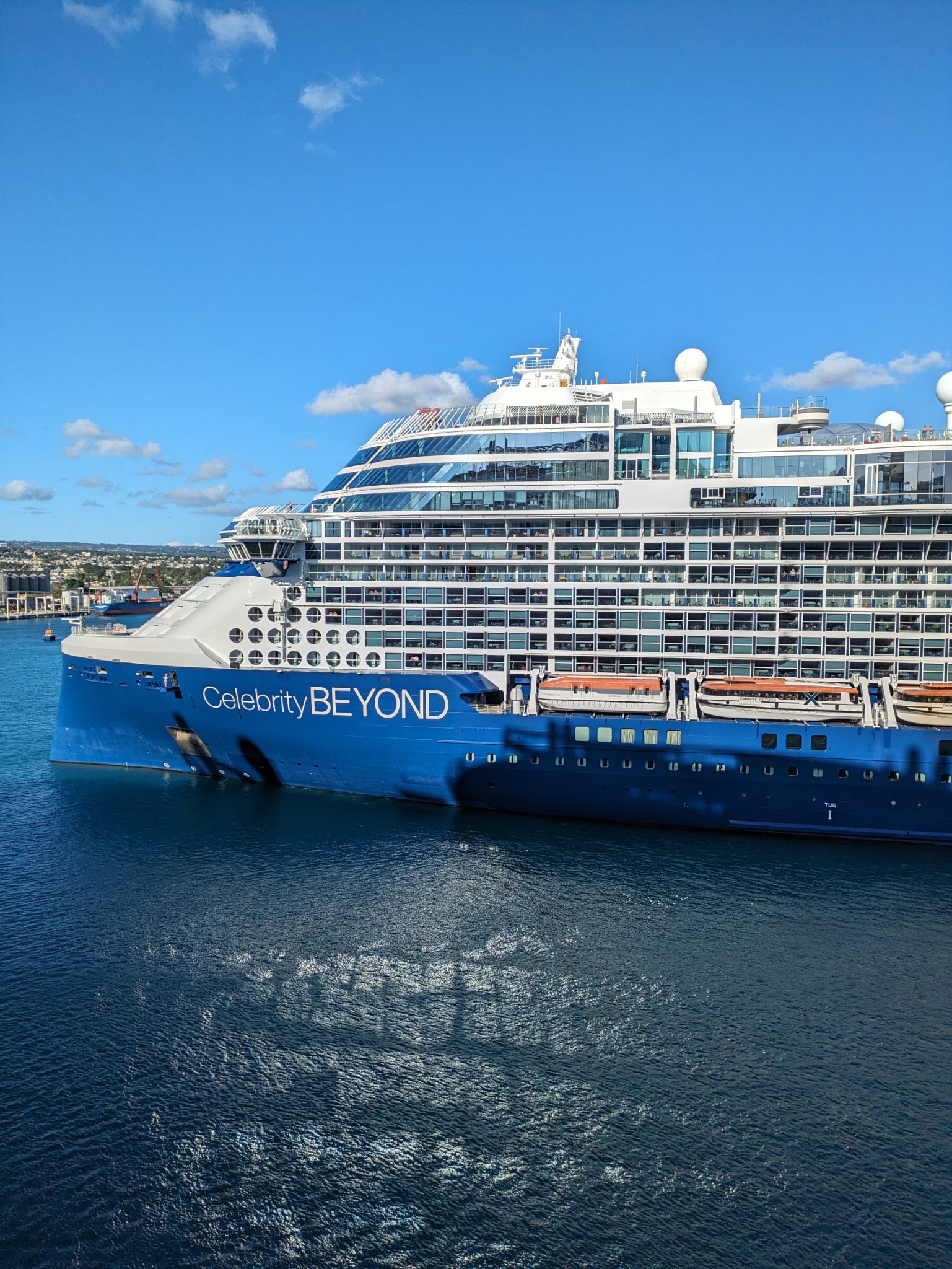 PXL 20240306 203112082