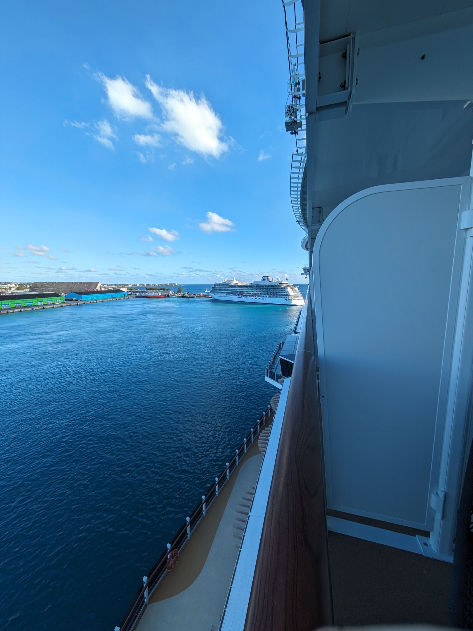 PXL 20240306 203623288