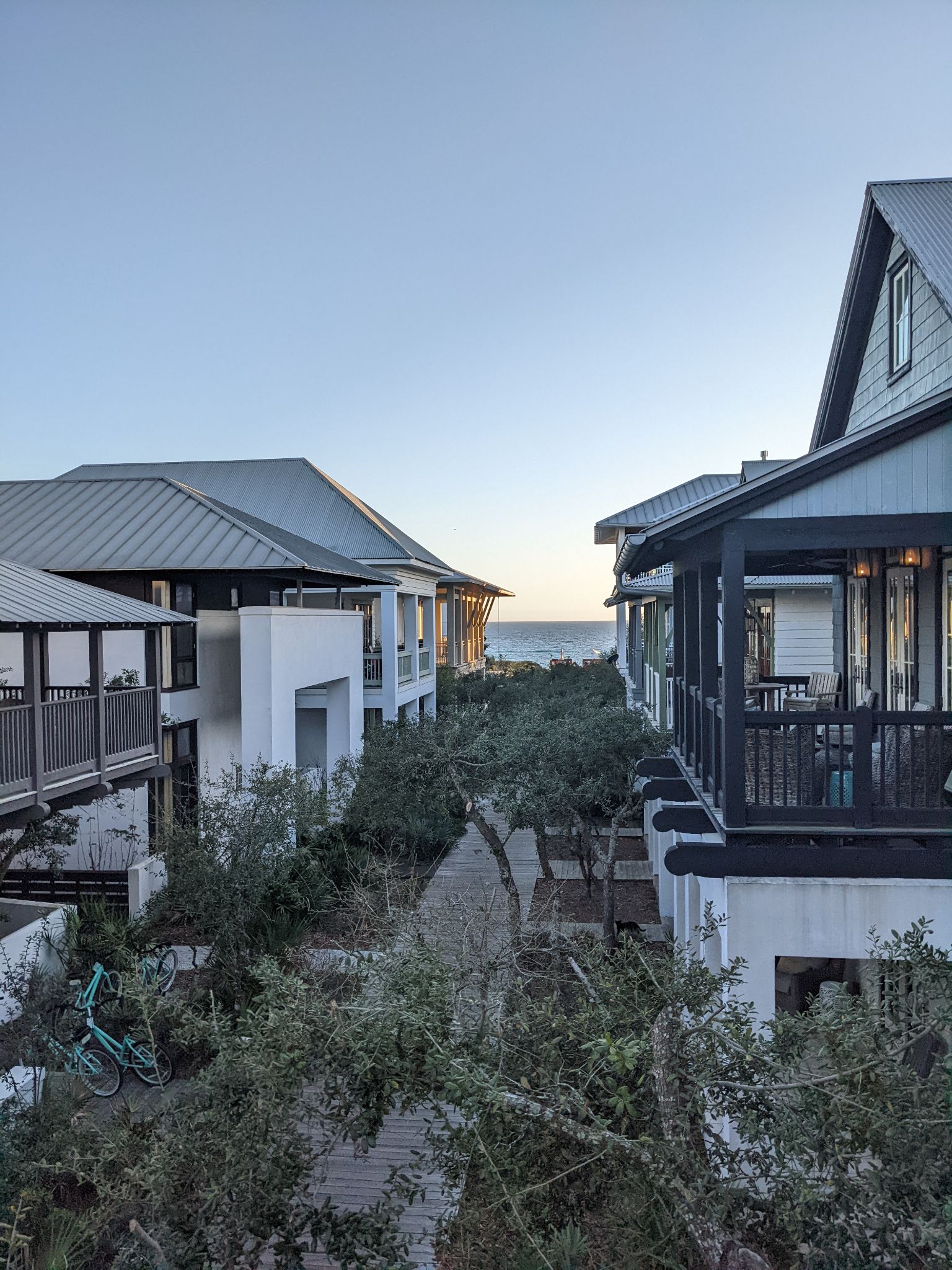 PXL 20220305 231432748