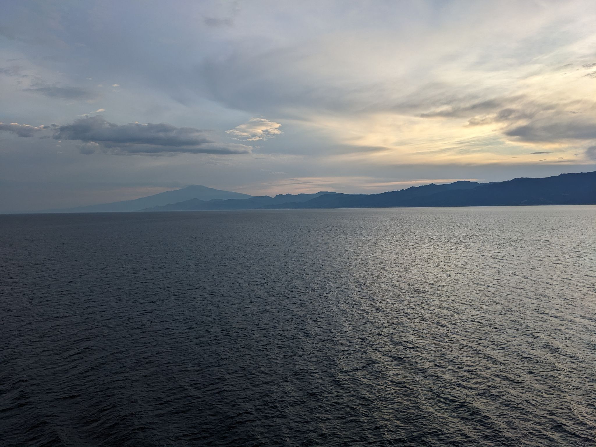 PXL 20220617 180056176