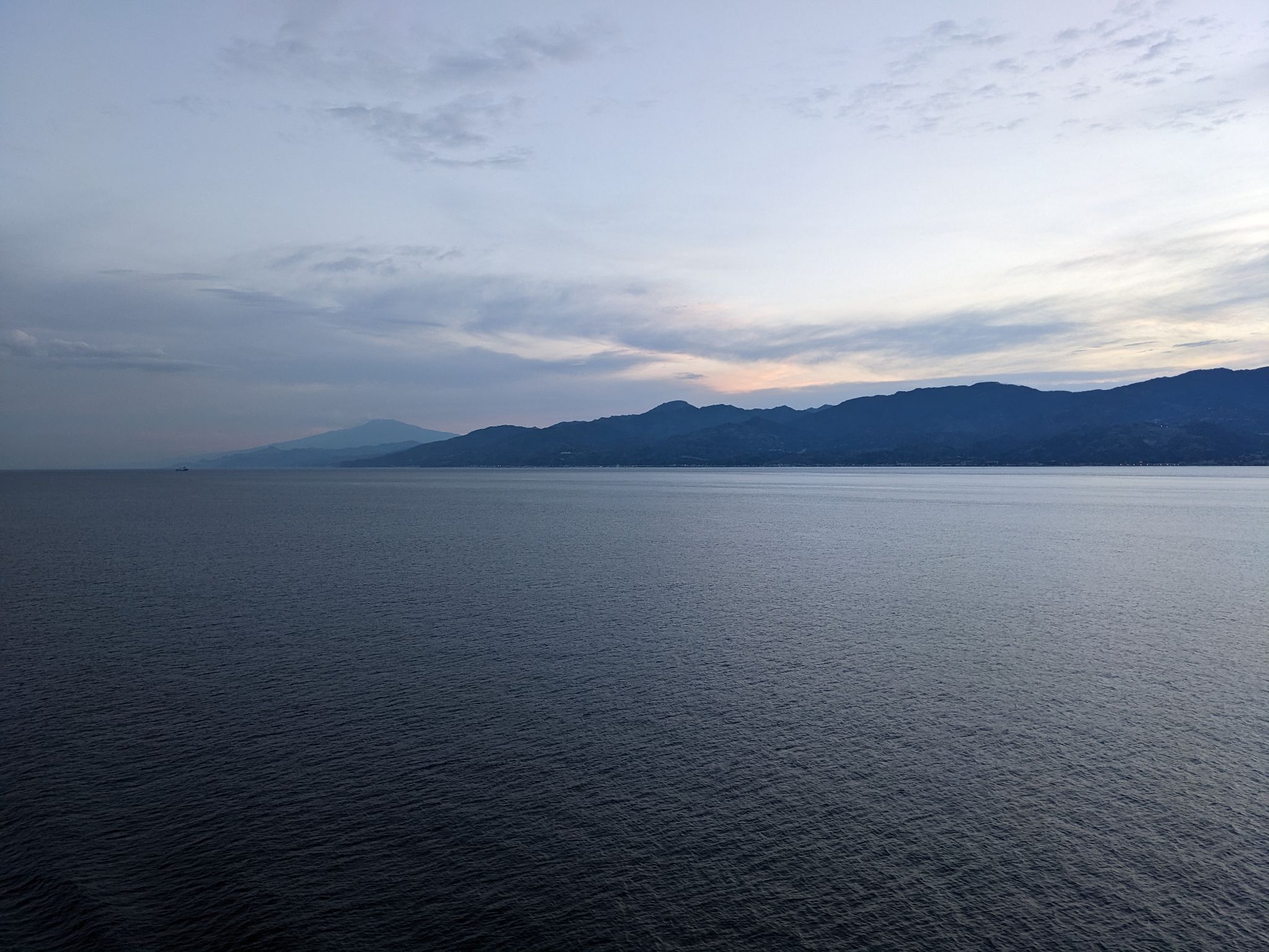 PXL 20220617 182405900