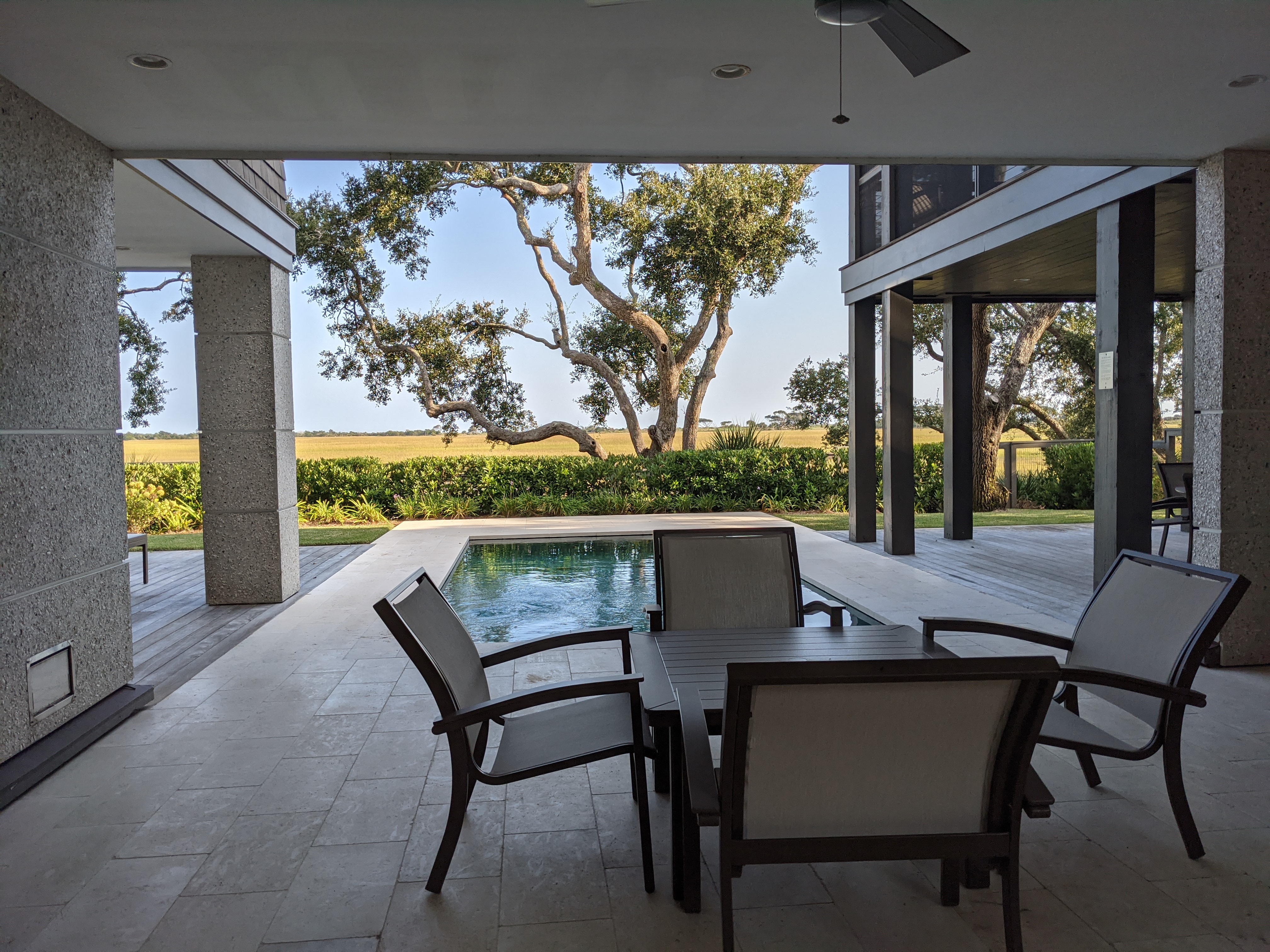 PXL 20201013 203850576